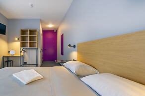 Friday Center - Hostel