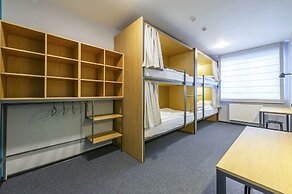 Friday Center - Hostel