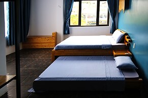 Cat Ba Pod Hostel
