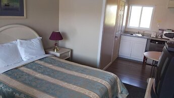 Bay Lake Inn (Frontiersman Motel)