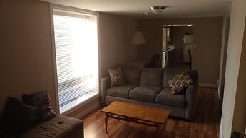 Bay Lake Inn (Frontiersman Motel)