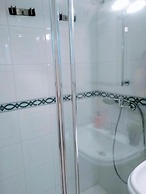 Wish-Suite San Jacinto de Sevilla Apartment