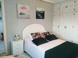 Wish-Suite San Jacinto de Sevilla Apartment