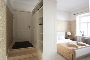 Old Town Library Deluxe Tartu Home Apt.