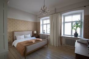 Old Town Library Deluxe Tartu Home Apt.