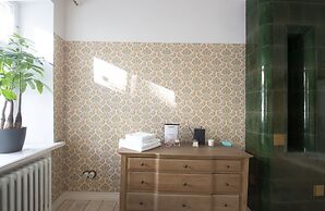 Old Town Library Deluxe Tartu Home Apt.