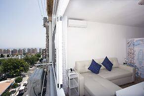 Rainbow & Pool Apartment