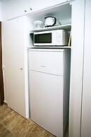 Rainbow & Pool Apartment