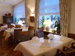 Hotel Restaurant Lindenhof
