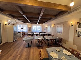 Hotel Restaurant Kaiserstuehler Hof