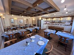 Hotel Restaurant Kaiserstuehler Hof