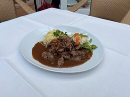 Hotel Restaurant Kaiserstuehler Hof