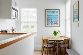 Light-filled Renovated Villa, Walk to Ponsonby Road