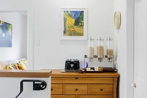 Light-filled Renovated Villa, Walk to Ponsonby Road