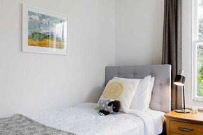 Light-filled Renovated Villa, Walk to Ponsonby Road