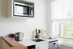 Light-filled Renovated Villa, Walk to Ponsonby Road