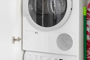 Light-filled Renovated Villa, Walk to Ponsonby Road