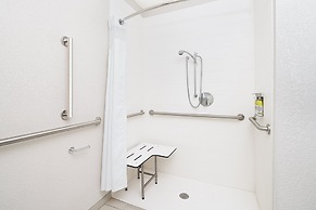 Holiday Inn Express Statesboro by IHG