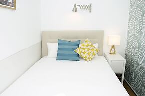 Lovely Quiet & Center Sea Views