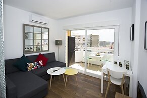 Lovely Quiet & Center Sea Views