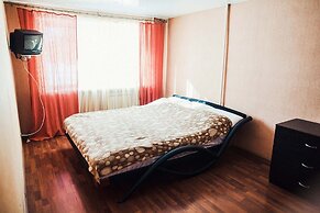 2 rooms apartment on Spartaka 18