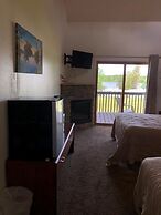 Blue Moon Resort and Motel