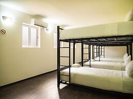 Colorbox Beds and Rooms