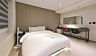 Rendezvous HOTEL
