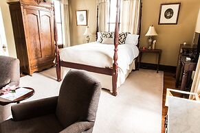 Double Oaks Bed and Breakfast