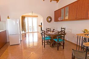 Ortaki Traditional House