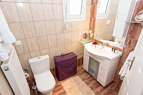 Ortaki Traditional House