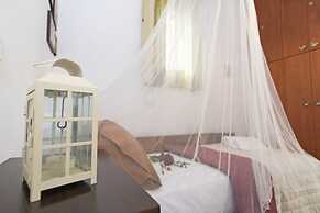 Ortaki Traditional House