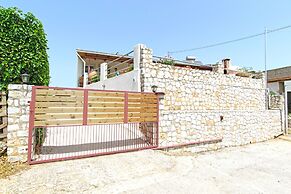 Ortaki Traditional House