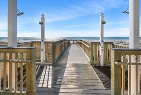 Ashworth 1809 4 Bedroom Condo by RedAwning