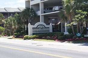 Ashworth 1809 4 Bedroom Condo by RedAwning