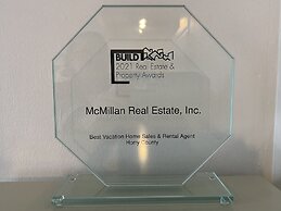 Ashworth 1809 4 Bedroom Condo by RedAwning