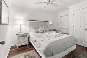 Ashworth 1809 4 Bedroom Condo by RedAwning