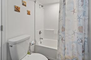 Ashworth 1809 4 Bedroom Condo by RedAwning