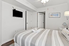Ashworth 1809 4 Bedroom Condo by RedAwning
