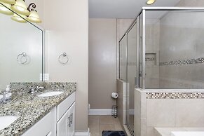 Water Front Delight On The Bay 3 Bedroom Home by RedAwning