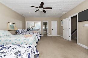 Water Front Delight On The Bay 3 Bedroom Home by RedAwning