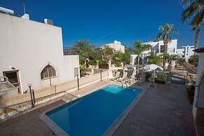 Private Villa in Pernera 1233