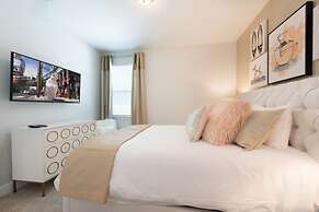 Villa in Encore Resort at Reunion 2986