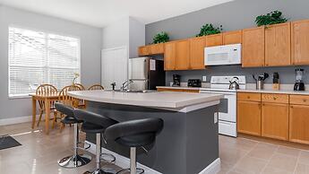 Villa in Windsor Palms Resort 1217