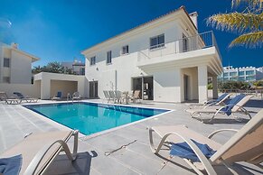 Luxury Villa in Cyprus near Beach, Protaras Villa 1255