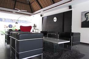 Private Villa in Seminyak 1142