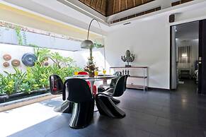 Private Villa in Seminyak 1142