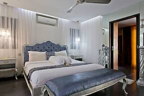 Private Villa in Seminyak 1142