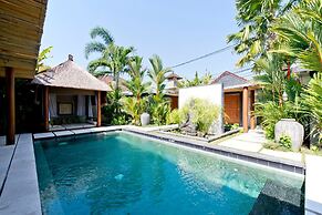 Private Villa in Seminyak 1142