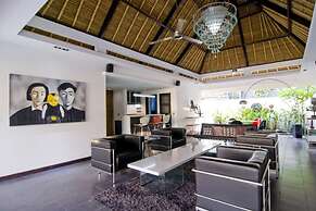 Private Villa in Seminyak 1142